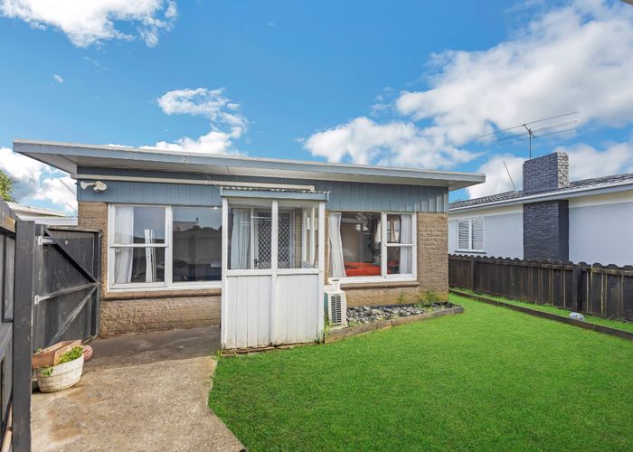  at 1/4 Gibbs Road, Manurewa, Manukau City, Auckland