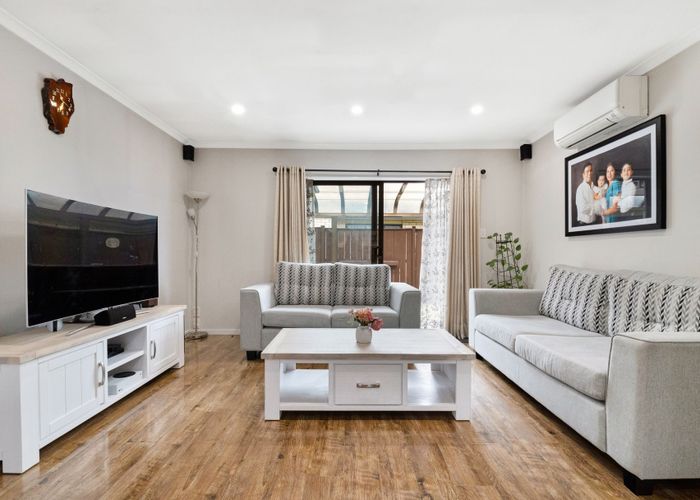  at 5 Sonterra Close, Randwick Park, Manukau City, Auckland