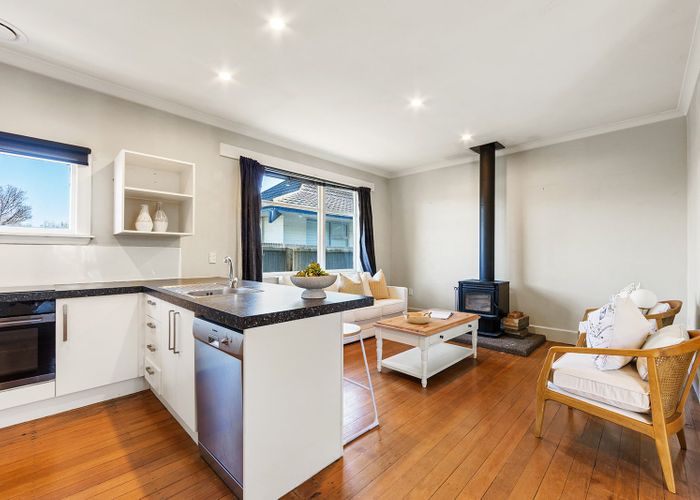  at 16 Lincoln Road, Spreydon, Christchurch City, Canterbury