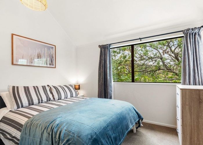  at 4/163 Queens Drive, Lyall Bay, Wellington, Wellington