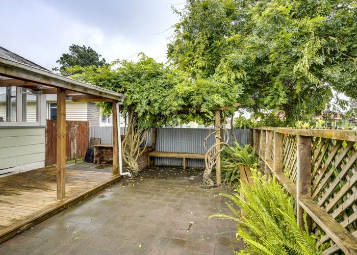  at 1103 Jellicoe Street, Mayfair, Hastings
