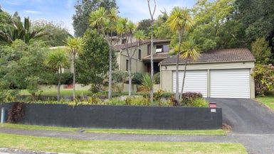  at 35 Brigantine Drive, Beach Haven, Auckland