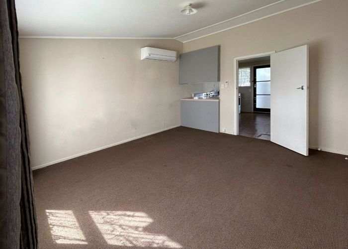  at 1/312 Massey Road, Mangere East, Manukau City, Auckland