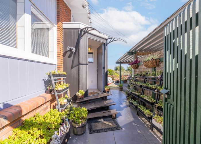  at 2 Boundary Road, Claudelands, Hamilton