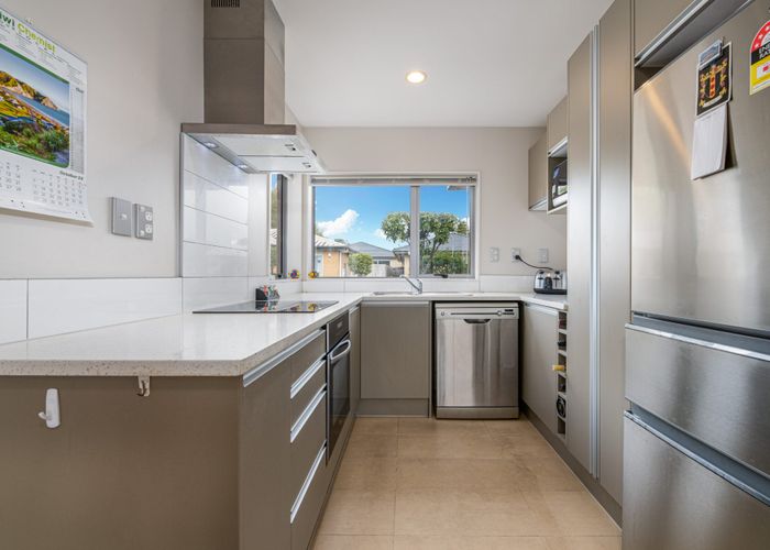  at 25/68 Fonteyn Street, Avondale, Auckland