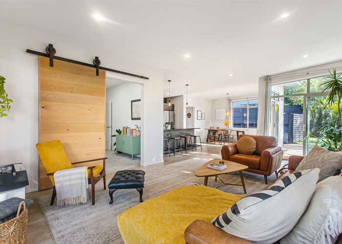  at 196A Old Titirangi Road, Titirangi, Auckland