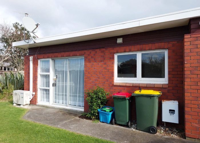  at 1/43a Lismore Street, Merrilands, New Plymouth, Taranaki