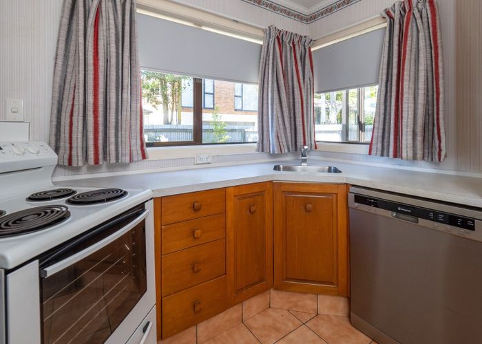  at 2/43 Walnut Avenue, Allenton, Ashburton