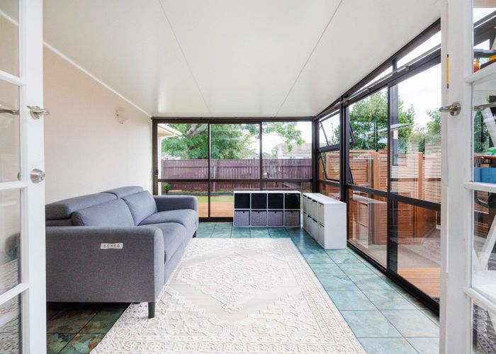  at 18 Park Road, West End, Palmerston North