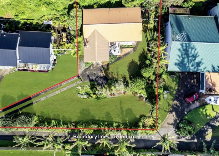  at 7 Luke Place, Eastern Beach, Manukau City, Auckland