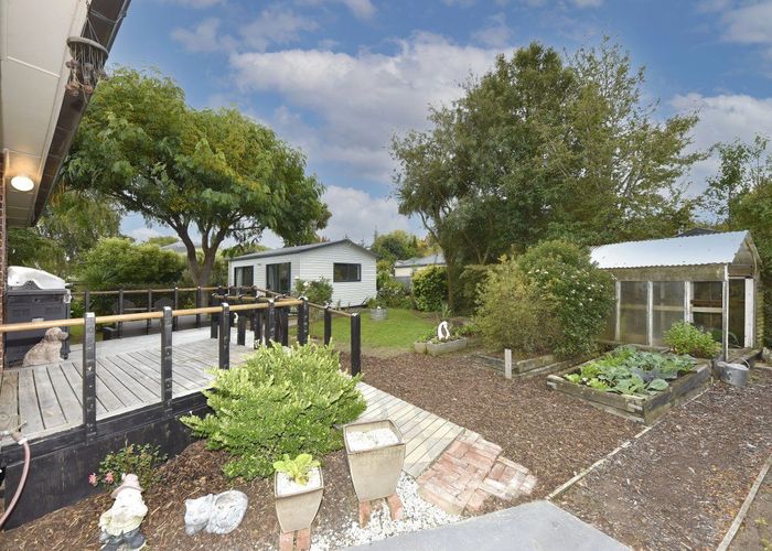  at 5 Abbey Place, Mairehau, Christchurch City, Canterbury