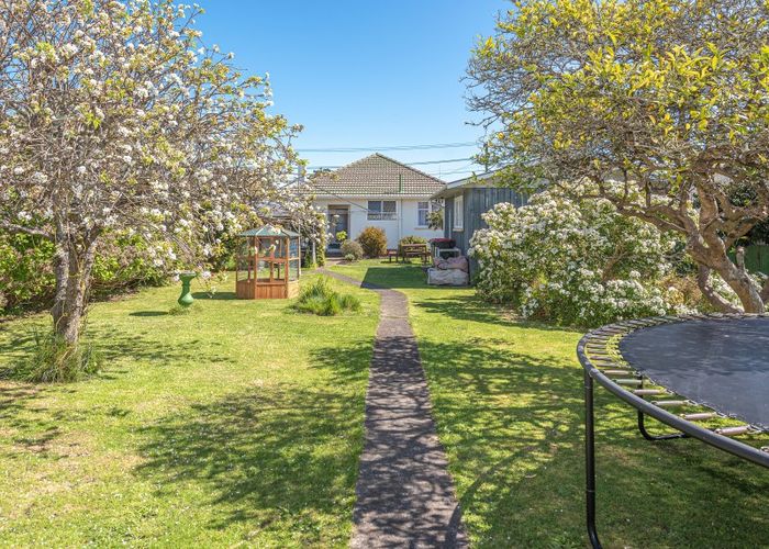  at 16 Lewis Avenue, Aramoho, Whanganui