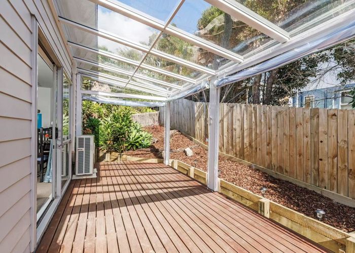  at 8A Foley Place, Torbay, North Shore City, Auckland