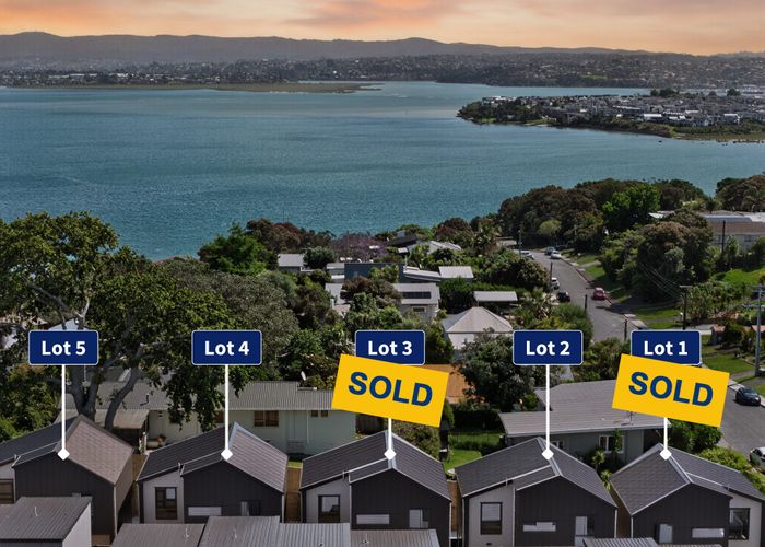  at Lot 2 / 10 Neptune Avenue, Beach Haven, North Shore City, Auckland