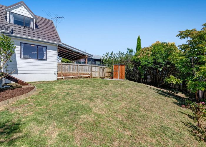  at 14 Mallard Place, Unsworth Heights, Auckland