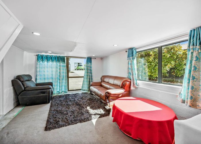 at 54 Glen Road, Ranui, Waitakere City, Auckland