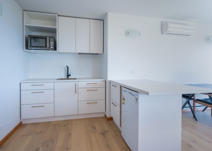  at 320b Princes Drive, Britannia Heights, Nelson, Nelson / Tasman