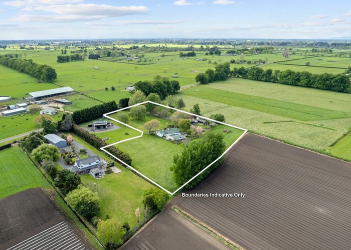  at 73 Massey Road, Rotoorangi, Cambridge