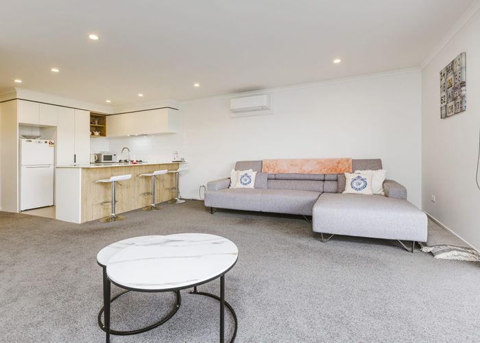  at 304/26 Shortfin Place, Flat Bush, Manukau City, Auckland