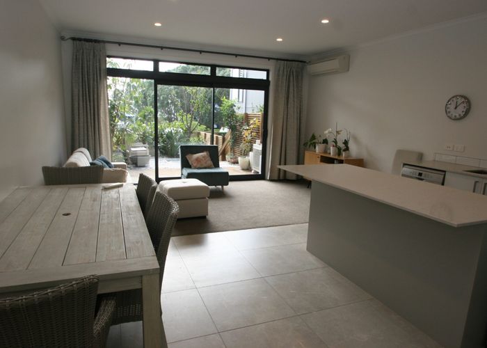  at 11 Hudson Bay Road, Hobsonville, Waitakere City, Auckland
