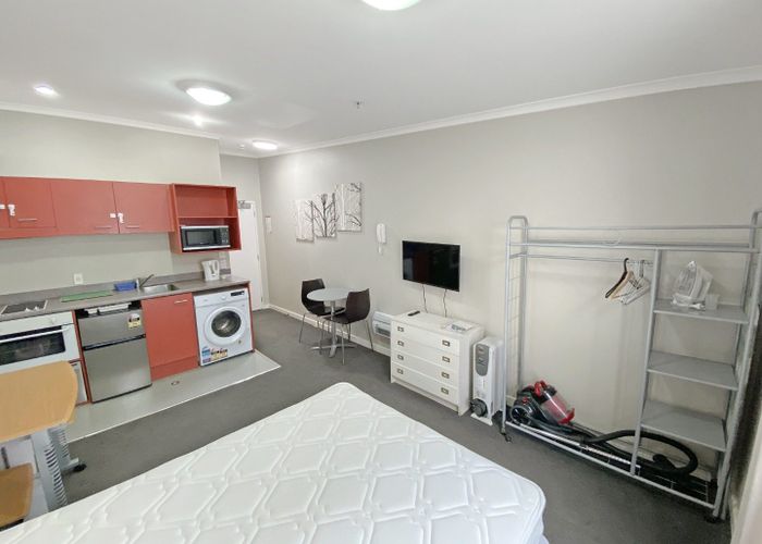  at 704/5 Aitken Street, Thorndon, Wellington, Wellington