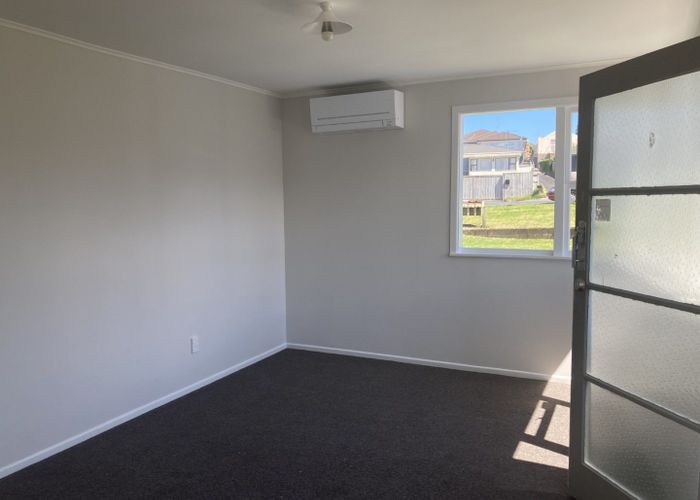  at 1/15 Stamford Park Road, Mount Roskill, Auckland City, Auckland