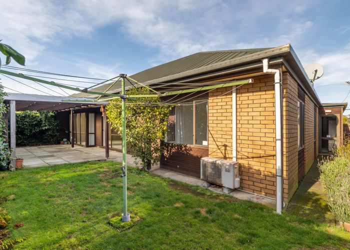 at 2/38 Beauford Place, Parklands, Christchurch City, Canterbury