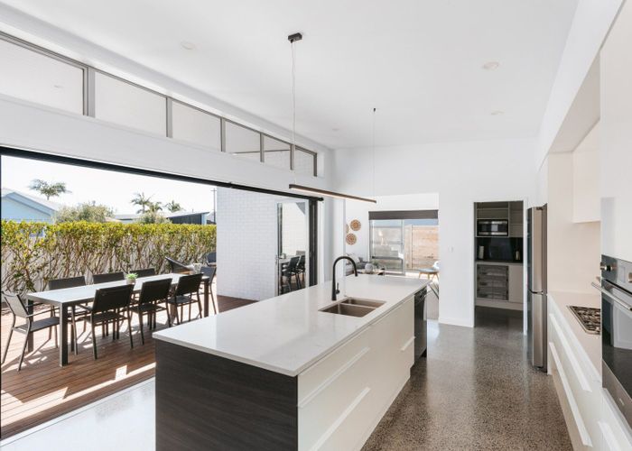  at 2 Makura Drive, Papamoa Beach, Papamoa