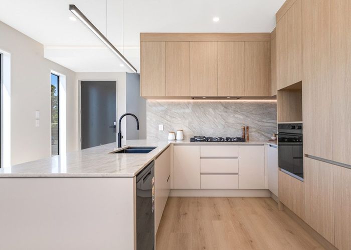  at 13A Liam Place, Half Moon Bay, Manukau City, Auckland