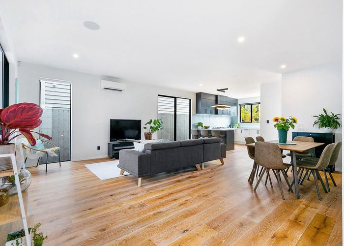  at 6 Cicada Road, Hobsonville, Waitakere City, Auckland