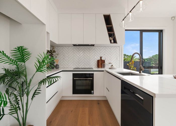  at 92 Takutai Avenue, Half Moon Bay, Manukau City, Auckland