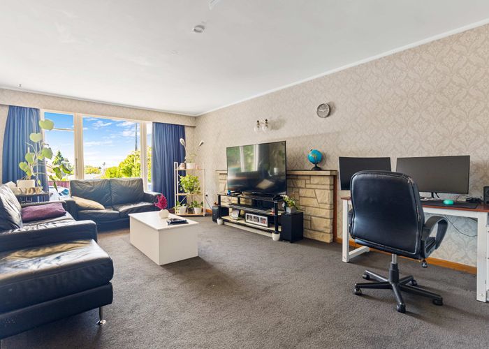  at 21 Carey Street, Maeroa, Hamilton, Waikato