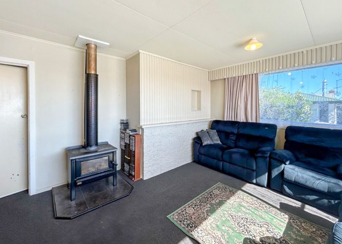  at 425 Centre Street, Rockdale, Invercargill