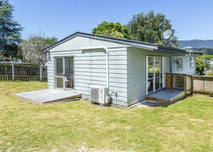  at 23 Hartford Crescent, Totara Park, Upper Hutt