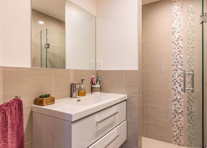  at 21 Lewis Road, Pakuranga, Manukau City, Auckland