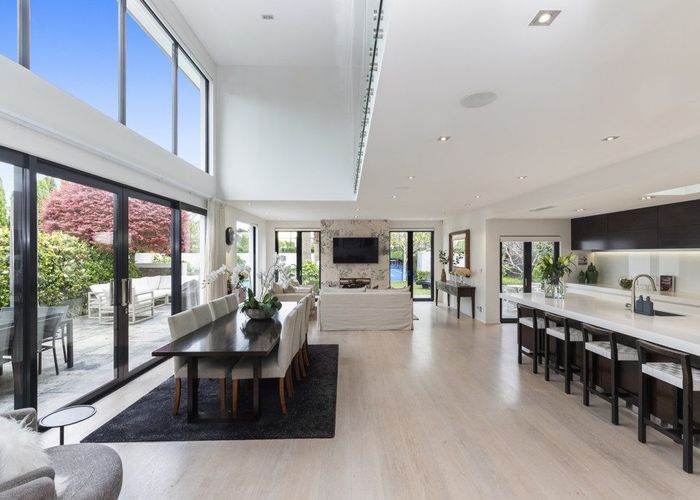  at 8 Wai-iti Terrace, Fendalton, Christchurch City, Canterbury