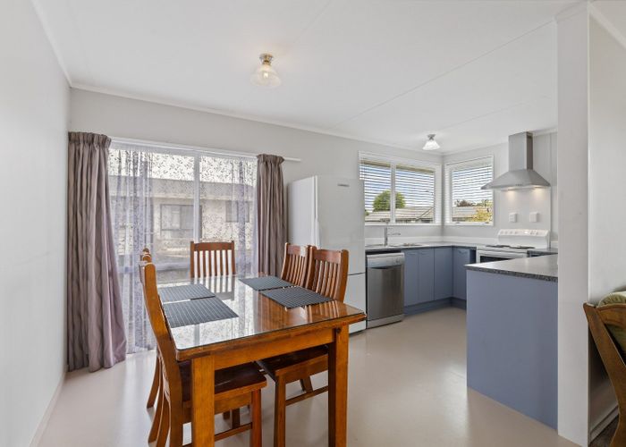  at 39 Hibiscus Avenue, Hamilton Lake, Hamilton, Waikato