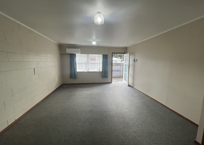  at 2/44 Cameron Road, Hamilton East, Hamilton, Waikato
