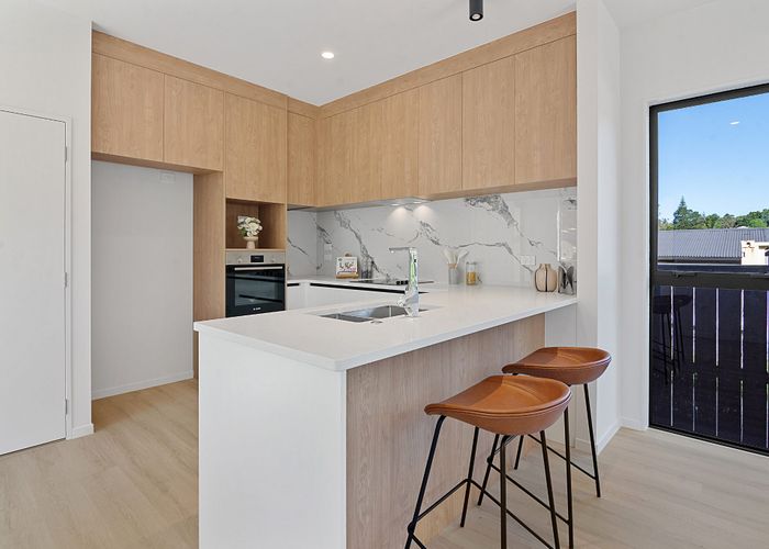  at 11a Glenfinn Place, Massey, Waitakere City, Auckland