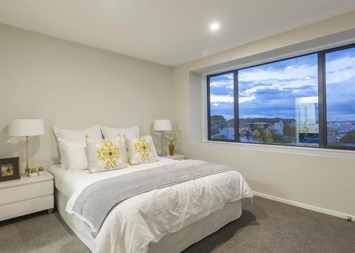  at 21 Komanawa Lane (FURNISHED HOUSE), Mount Wellington, Auckland City, Auckland