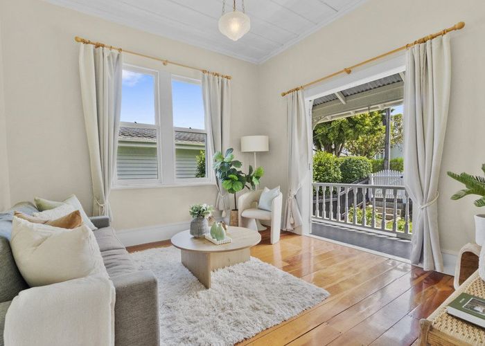  at 47 Kings Road, Mount Roskill, Auckland