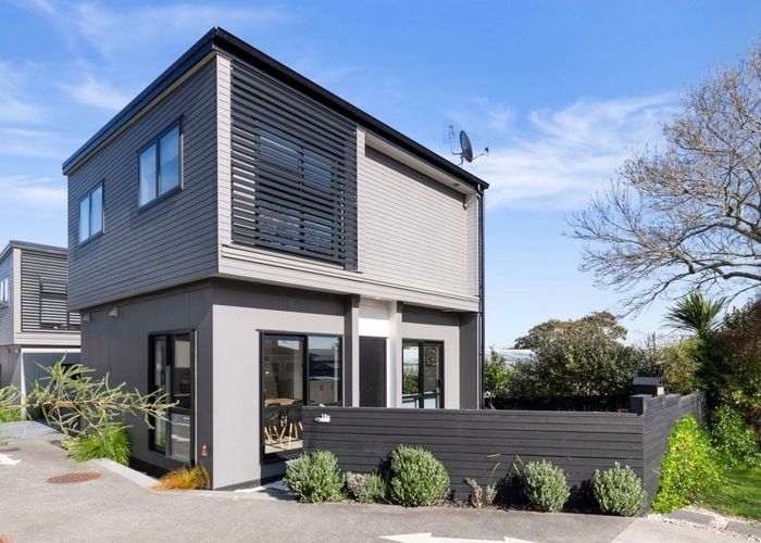  at 10E Edgar Pearce Place, Howick, Auckland