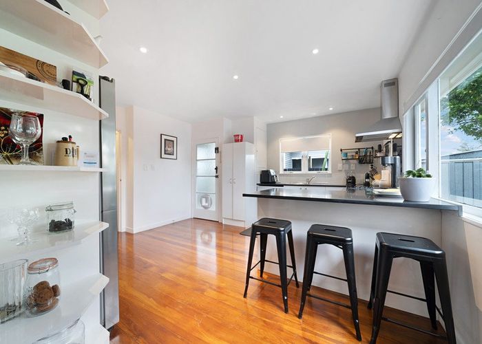  at 2 Riserra Drive, Ranui, Waitakere City, Auckland