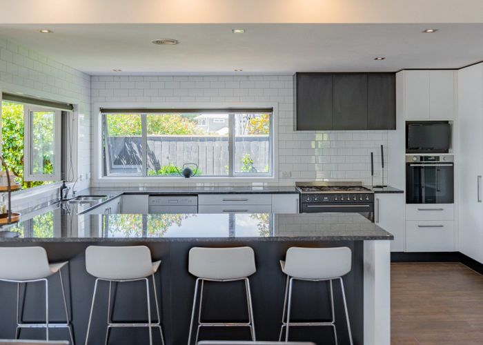  at 8 Petrel Close, Paraparaumu Beach, Paraparaumu