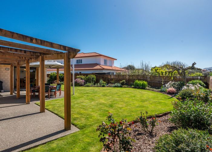 Recently sold 27 Quadrant Heights, Paraparaumu homes.co.nz