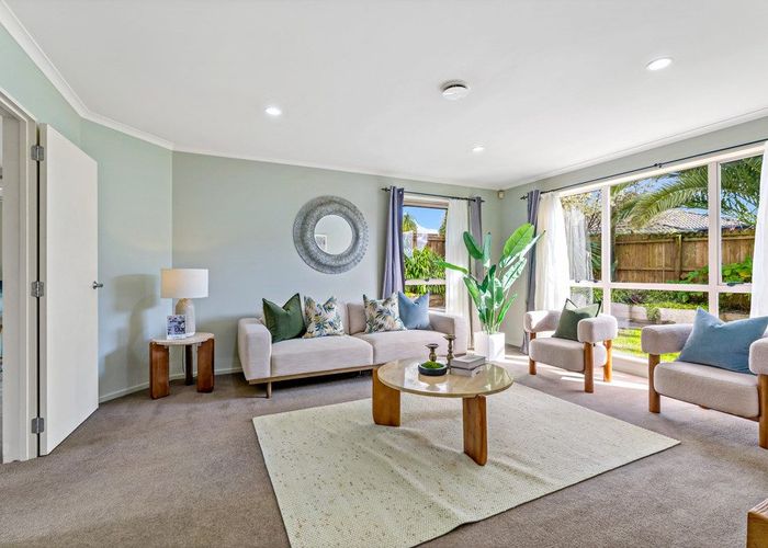  at 12 Redcastle Drive, East Tamaki, Manukau City, Auckland