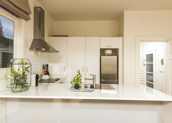  at 14 Walmer Road, Point Chevalier, Auckland City, Auckland