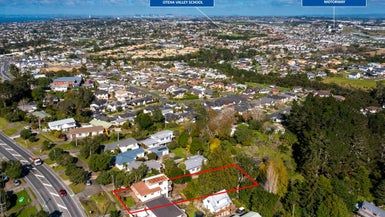  at 1016 East Coast Road, Fairview Heights, Auckland