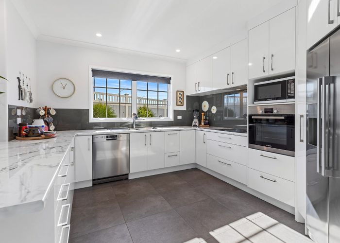  at 9 Parau Drive, Bethlehem, Tauranga
