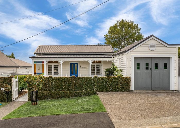  at 2 Rutland Road, Devonport, North Shore City, Auckland